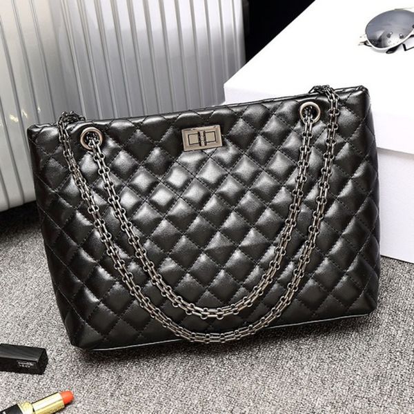 new style 29cm womens brand imports of pu fashion leisure handbags shoulder bags totes chains bags0, Black
new style 29cm womens brand imports of pu fashion leisure handbags shoulder bags totes chains bags0, Black