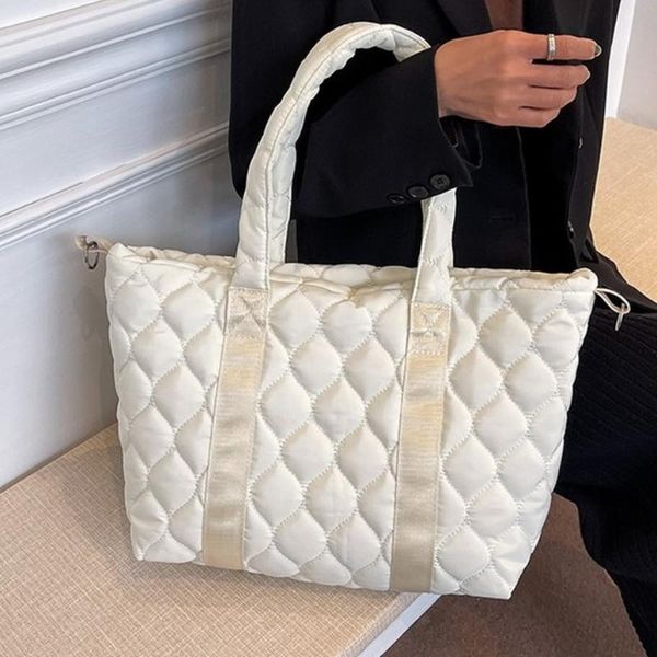 evening bags autumn and winter large-capacity 2021 women's fashion all-match messenger shoulder tote cotton clothing bag
evening bags autumn and winter large-capacity 2021 women's fashion all-match messenger shoulder tote cotton clothing bag