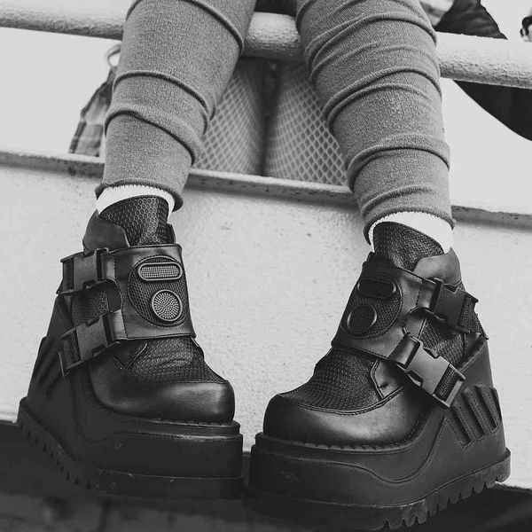 dress shoes marca de design rua legal moda estilo gótico preto botas salto alto plataforma cunhas mulher sapatos da motocicleta tamanho gran, Black
dress shoes marca de design rua legal moda estilo gótico preto botas salto alto plataforma cunhas mulher sapatos da motocicleta tamanho gran, Black