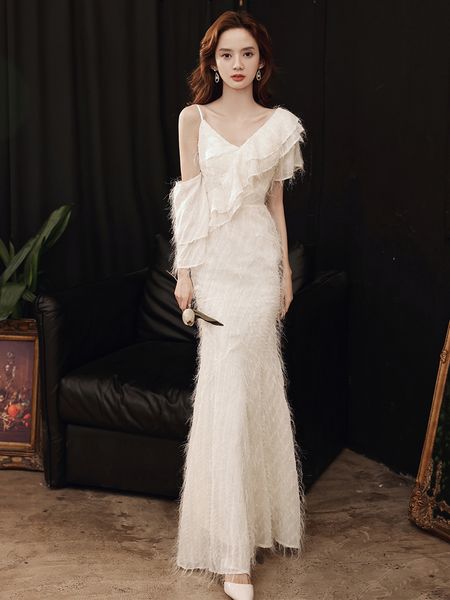 fashion v neck spaghteei strap ruffles one shoulder feather evening dress simple ankle length mermaid party gown host dress, Black;red
fashion v neck spaghteei strap ruffles one shoulder feather evening dress simple ankle length mermaid party gown host dress, Black;red