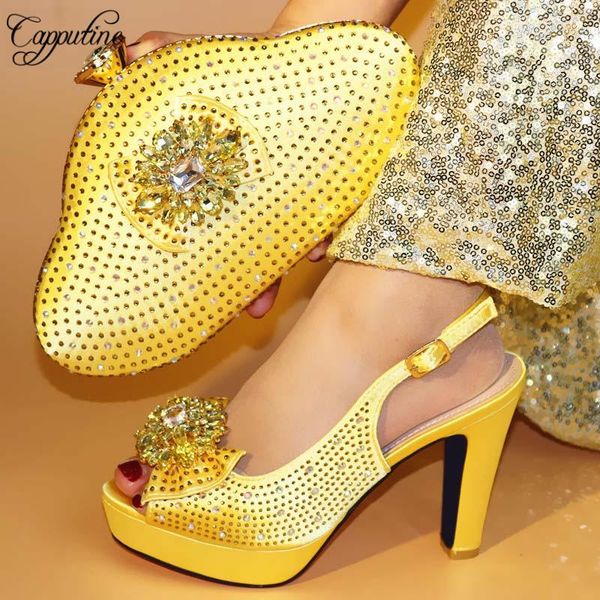 dress shoes capputine italian rhinestone elegant woman and bags set fashion bag for wedding size 38-42, Black
dress shoes capputine italian rhinestone elegant woman and bags set fashion bag for wedding size 38-42, Black