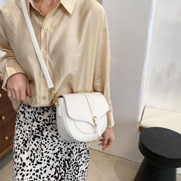 shoulder bags saddle women's pu leather crossbody bag with chain strap female daily packet
shoulder bags saddle women's pu leather crossbody bag with chain strap female daily packet