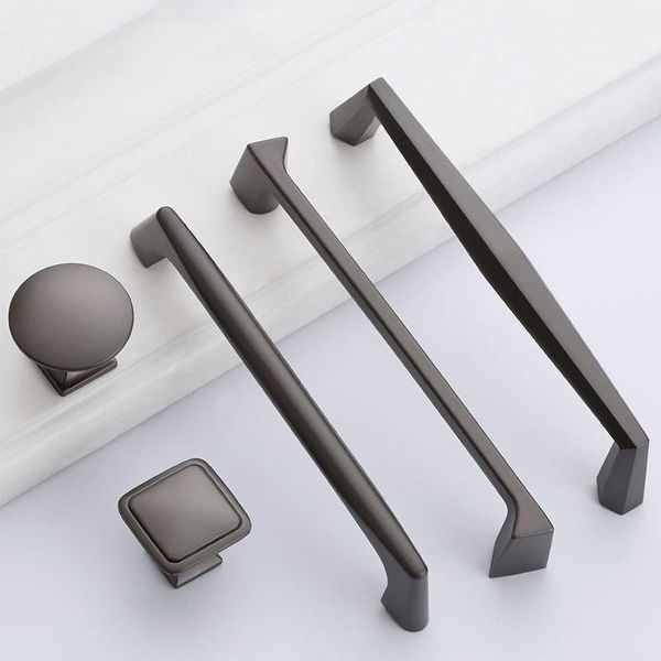handles & pulls pearl black american style decorative furniture cabinet hardware door handle zinc alloy bedroom interior push pull 
handles & pulls pearl black american style decorative furniture cabinet hardware door handle zinc alloy bedroom interior push pull