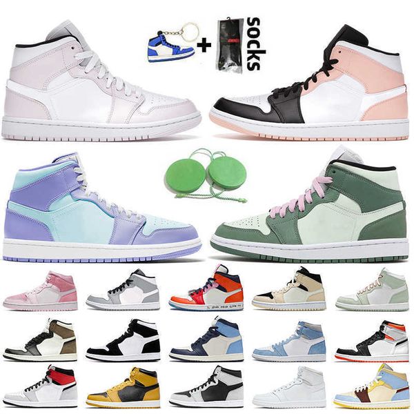 jumpman 1 1s basketball shoes womens mid barely rose dutch green crimson tint toe purple pulse white off maison chateau mens trainers72td
jumpman 1 1s basketball shoes womens mid barely rose dutch green crimson tint toe purple pulse white off maison chateau mens trainers72td