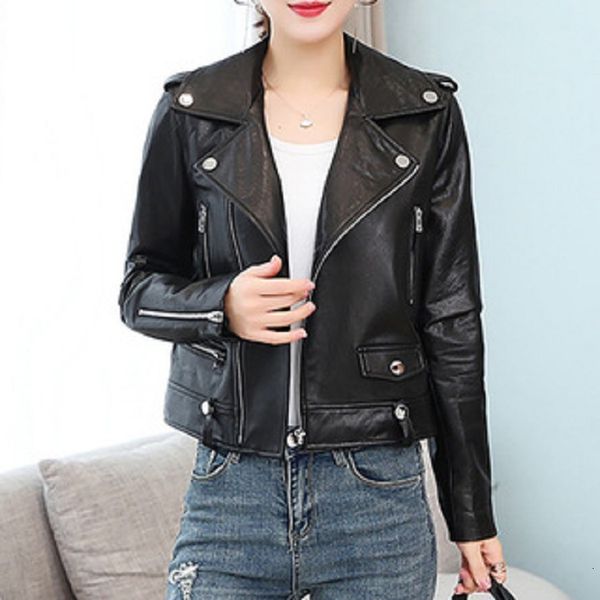 leather jacket 2021 locomotive clothes women's spring and autumn short slim pu black coat looks thin
leather jacket 2021 locomotive clothes women's spring and autumn short slim pu black coat looks thin