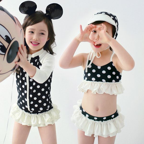 dot spring korean children's suit girls' bikini little girl's swimsuit with cap 4-piece taobao new style, White;black
dot spring korean children's suit girls' bikini little girl's swimsuit with cap 4-piece taobao new style, White;black