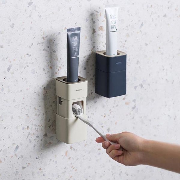 automatic toothpaste dispenser dust-proof toothbrush holder wheat straw wall mounted squeezer home bathroom accessories set
automatic toothpaste dispenser dust-proof toothbrush holder wheat straw wall mounted squeezer home bathroom accessories set