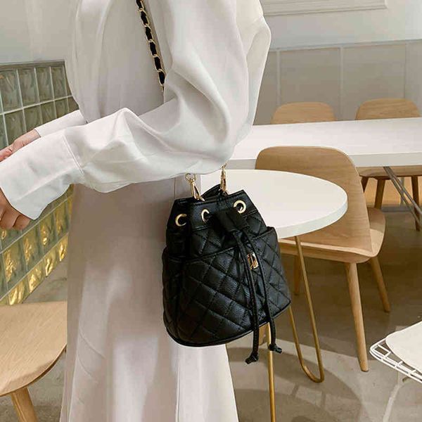 2022 trends fashion small bucket bags for women pu leather designer chain female shoulder messenger bag bolso mujer
2022 trends fashion small bucket bags for women pu leather designer chain female shoulder messenger bag bolso mujer