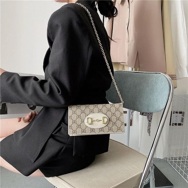 waist bags women's bag ladies wallet pu one shoulder messenger retro small square zipper mobile phone 2021
waist bags women's bag ladies wallet pu one shoulder messenger retro small square zipper mobile phone 2021