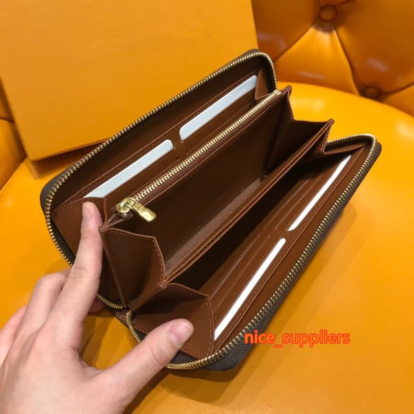 2021 fashion men women luxurys designers bags 60017 card wallets coin key holders purse wallets leather handbag shoulder bags, Red;black
2021 fashion men women luxurys designers bags 60017 card wallets coin key holders purse wallets leather handbag shoulder bags, Red;black