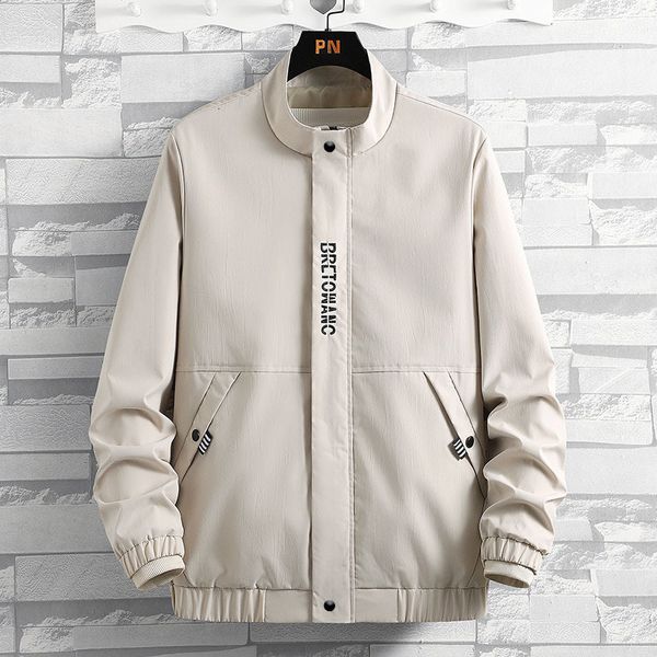 2021 spring and autumn leisure coat youth collar korean outdoor jacket fashion brand men's wear, Black;brown
2021 spring and autumn leisure coat youth collar korean outdoor jacket fashion brand men's wear, Black;brown