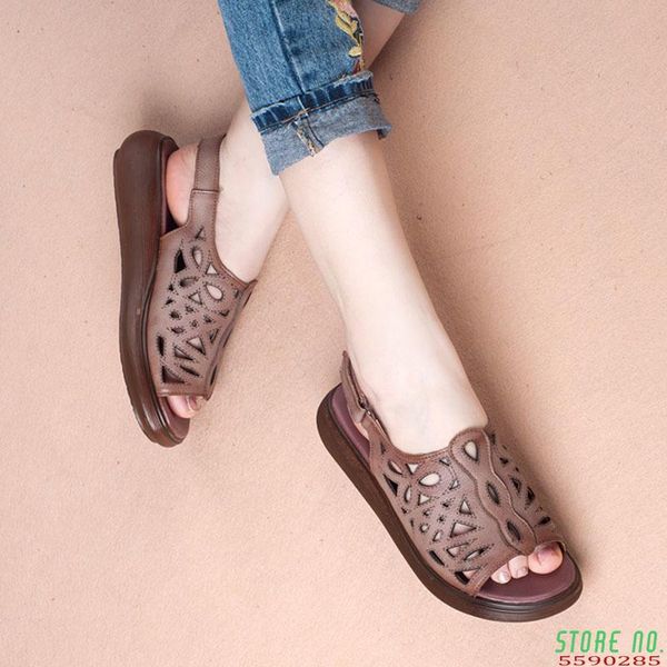 sandals genuine leather for woman 2021 summer platform sandal women chunky black/brown soft bottom ladies shoes
sandals genuine leather for woman 2021 summer platform sandal women chunky black/brown soft bottom ladies shoes