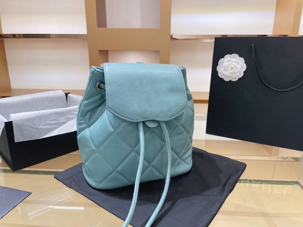 backpack leather fashion design portable travel commuter class pure color patchwork classic school bag handbag purse handbags
backpack leather fashion design portable travel commuter class pure color patchwork classic school bag handbag purse handbags