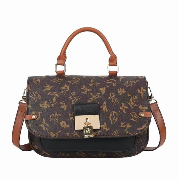 l letter fashion women shoulder bags chain messenger bag leather handbags shell wallet purse ladies cosmetic crossbody bagss tot
l letter fashion women shoulder bags chain messenger bag leather handbags shell wallet purse ladies cosmetic crossbody bagss tot