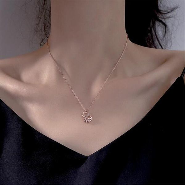 pendant necklaces hollow out design gourd crystal necklace rose gold and silver color for women clavicle jewelry gift
pendant necklaces hollow out design gourd crystal necklace rose gold and silver color for women clavicle jewelry gift