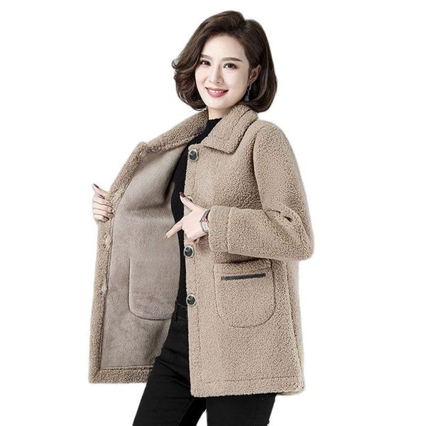 women's wool & blends lamb coat 2021 autumn winter sheep shearing furry warm jacket middle-aged elderly mothers outerwear 5xl, Black
women's wool & blends lamb coat 2021 autumn winter sheep shearing furry warm jacket middle-aged elderly mothers outerwear 5xl, Black