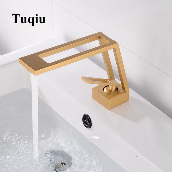 2021 new solid bathroom basin faucet cold & gold brass water mixer sink deck mounted black tap sale oper
2021 new solid bathroom basin faucet cold & gold brass water mixer sink deck mounted black tap sale oper