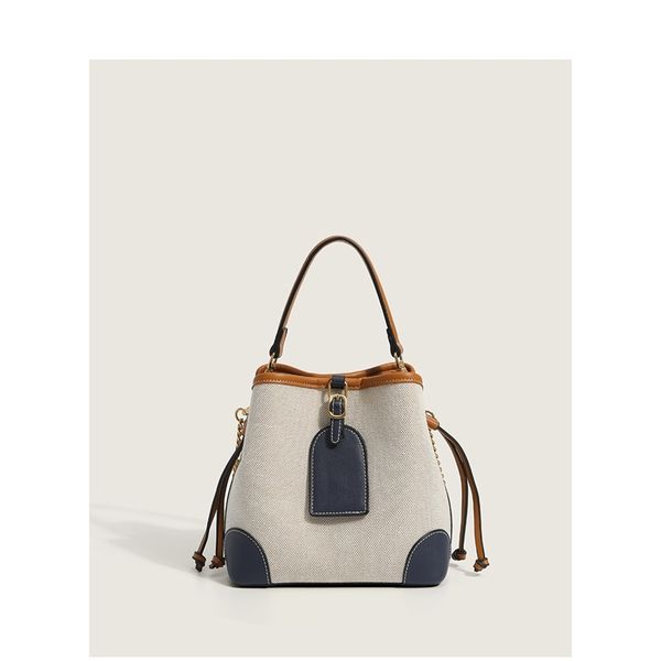 fashion commuter canvas female 2021 new fashion autumn portable drawstring bucket bag versatile one shoulder messenger bag
fashion commuter canvas female 2021 new fashion autumn portable drawstring bucket bag versatile one shoulder messenger bag