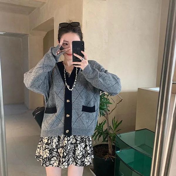 women's knits & tees tsxt 2021 autumn and winter style outside take gold button cardigan hollow out design sense of small knit sweater, White
women's knits & tees tsxt 2021 autumn and winter style outside take gold button cardigan hollow out design sense of small knit sweater, White