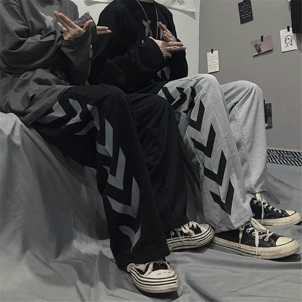 2021 new men black hip hop trousers autumn mens summer cool print sweatpants funny streetwear casual korean male i2sr
2021 new men black hip hop trousers autumn mens summer cool print sweatpants funny streetwear casual korean male i2sr