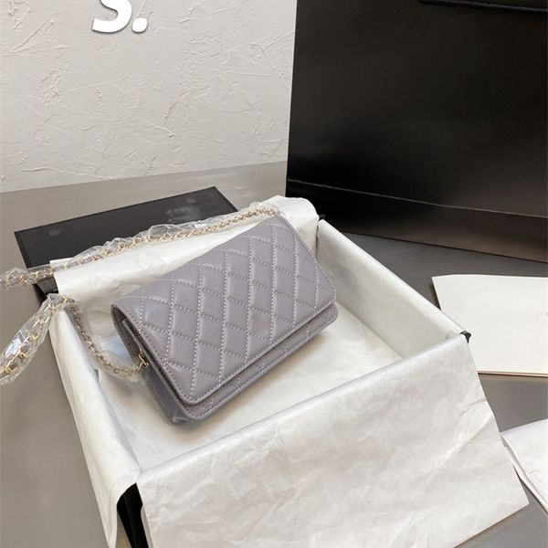 2021 new sheepskin crossbody bag women luxurys designers bags shoulder bag luxurys designers crossbody bags 19 12cm 9068s, Black
2021 new sheepskin crossbody bag women luxurys designers bags shoulder bag luxurys designers crossbody bags 19 12cm 9068s, Black