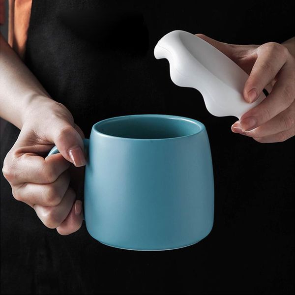 mugs 500ml ceramic mug office with lid and spoon large capacity tea water cup home milk breakfast cappuccino coffee drinkware
mugs 500ml ceramic mug office with lid and spoon large capacity tea water cup home milk breakfast cappuccino coffee drinkware