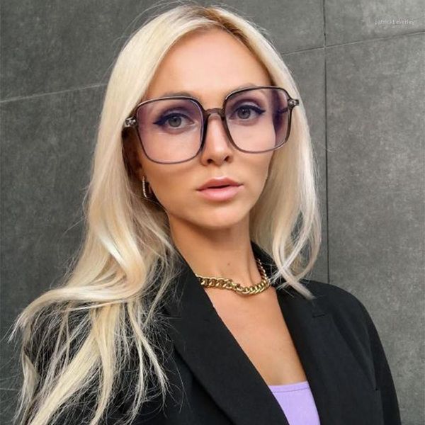 sunglasses anti blue light computer glasses women 2021 square frame black cear female fake blocking eye, White;black
sunglasses anti blue light computer glasses women 2021 square frame black cear female fake blocking eye, White;black