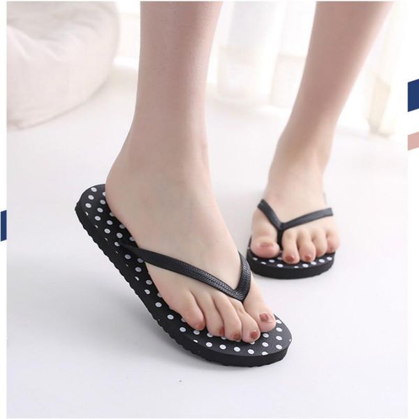 2021 new women shoes home slippers spring and summer fashion ladies flip-flops sandals summer beach shoes 36-40 yards, Black
2021 new women shoes home slippers spring and summer fashion ladies flip-flops sandals summer beach shoes 36-40 yards, Black