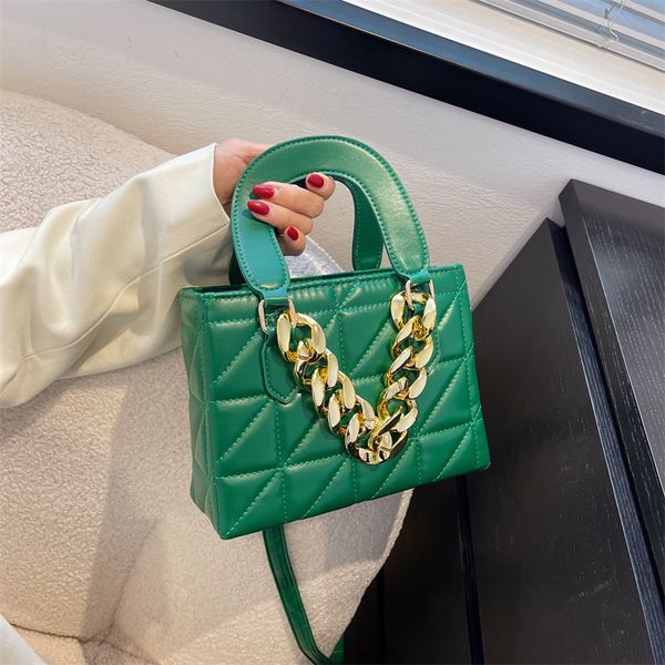 bag women's 2022 spring new checked handbag versatile chain one shoulder messenger embossed diana bag
bag women's 2022 spring new checked handbag versatile chain one shoulder messenger embossed diana bag