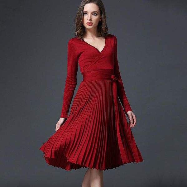 casual dresses 2021 spring autumn fashion knitted dress women elegant long sleeve pleated v-neck ladies q1157, Black;gray
casual dresses 2021 spring autumn fashion knitted dress women elegant long sleeve pleated v-neck ladies q1157, Black;gray