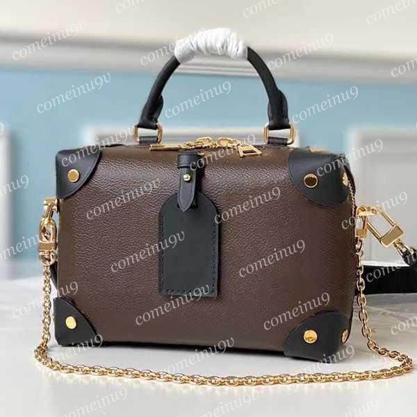 fashion designer women petite malle souple tote shoulder chain bags w tag 45571 square rivet wide strap ceossbody bag real embossed leather
fashion designer women petite malle souple tote shoulder chain bags w tag 45571 square rivet wide strap ceossbody bag real embossed leather