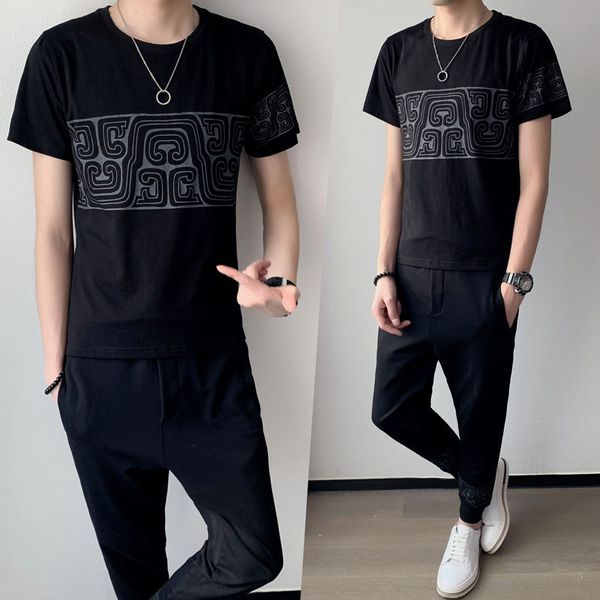 2021 new spring slim fit outfits short sleeve t shirt personalized printing 2 piece set +pants men black tracksuit 6qsd, Gray
2021 new spring slim fit outfits short sleeve t shirt personalized printing 2 piece set +pants men black tracksuit 6qsd, Gray