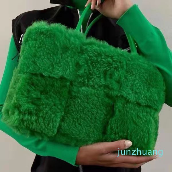 designer- women plush bag tote with detachable interior zipped pocket winter woven fur big capacity shopping handbag designer bags
designer- women plush bag tote with detachable interior zipped pocket winter woven fur big capacity shopping handbag designer bags