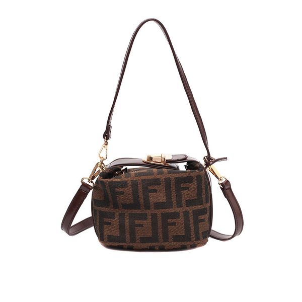 65% off store online luxury handbags new korean fashion printed one shoulder portable messenger bag
65% off store online luxury handbags new korean fashion printed one shoulder portable messenger bag