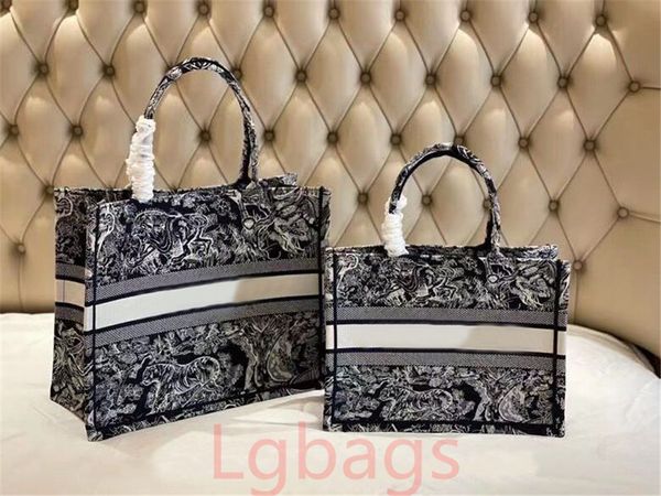 fashion designers classic colorful book totes bag designer handbag embroidered handbags large capacity travel canvas shopping bags
fashion designers classic colorful book totes bag designer handbag embroidered handbags large capacity travel canvas shopping bags