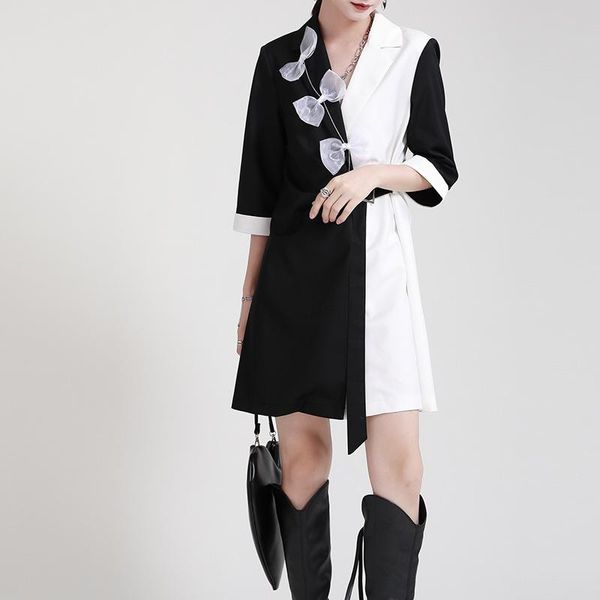 casual dresses superaen design autumn 2021 bow notched black and white color matching mid-calf straight for women, Black;gray
casual dresses superaen design autumn 2021 bow notched black and white color matching mid-calf straight for women, Black;gray