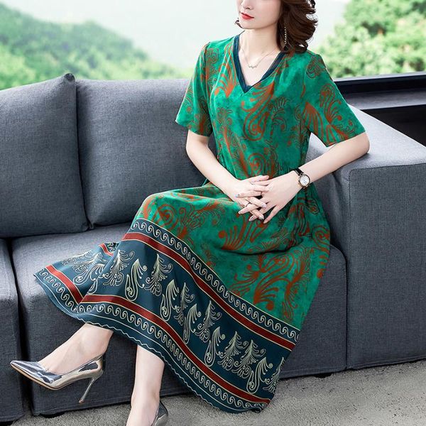 casual dresses 2021 vintage green print mulberry silk midi dress summer fashion 4xl plus size runway elegant women bodycon party vestidos, Black;gray
casual dresses 2021 vintage green print mulberry silk midi dress summer fashion 4xl plus size runway elegant women bodycon party vestidos, Black;gray