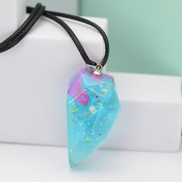 pendant necklaces 2021 fashion handmade chic transparent resin geometric shape necklace women chain jewelry gifts for girls, Silver
pendant necklaces 2021 fashion handmade chic transparent resin geometric shape necklace women chain jewelry gifts for girls, Silver