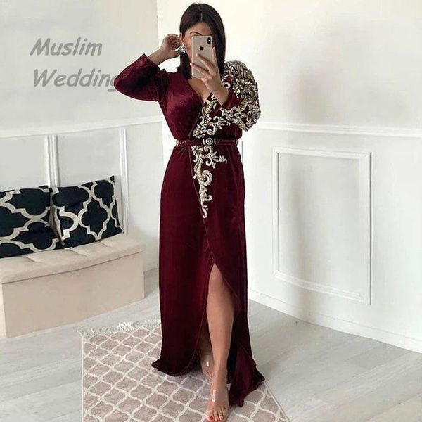 modest burgundy evening dress long formal dress with crystal v neck velvet prom with slits long sleeve arabic gowns, White;black
modest burgundy evening dress long formal dress with crystal v neck velvet prom with slits long sleeve arabic gowns, White;black