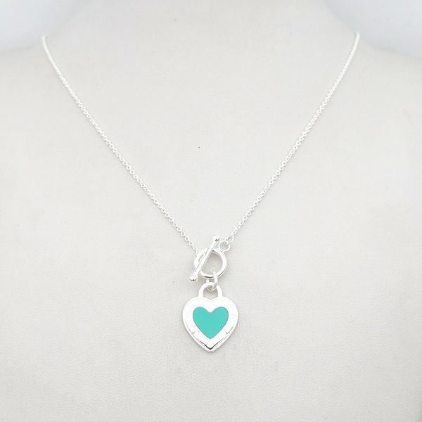 1: 1 sterling silver 925 classic fashion exclusive blue enamel heart shaped ladies necklace jewelry holiday gift lj201016
1: 1 sterling silver 925 classic fashion exclusive blue enamel heart shaped ladies necklace jewelry holiday gift lj201016
