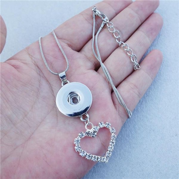 pendant necklaces crystal rhinestone heart metal 18mm snap buttons necklace with snake chain jewelry women' gift, Silver
pendant necklaces crystal rhinestone heart metal 18mm snap buttons necklace with snake chain jewelry women' gift, Silver
