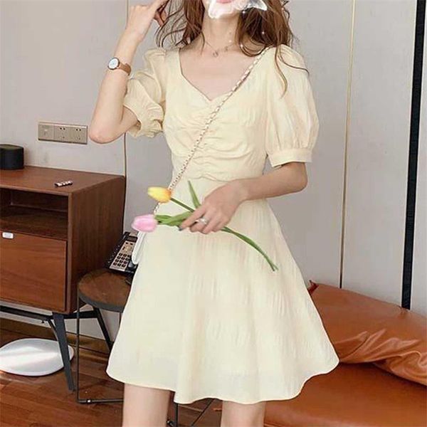 casual dresses women dress yellow sweet square collar female lovely back hollow out vintage elegant puff sleeve a-line two-length girls, Black;gray
casual dresses women dress yellow sweet square collar female lovely back hollow out vintage elegant puff sleeve a-line two-length girls, Black;gray