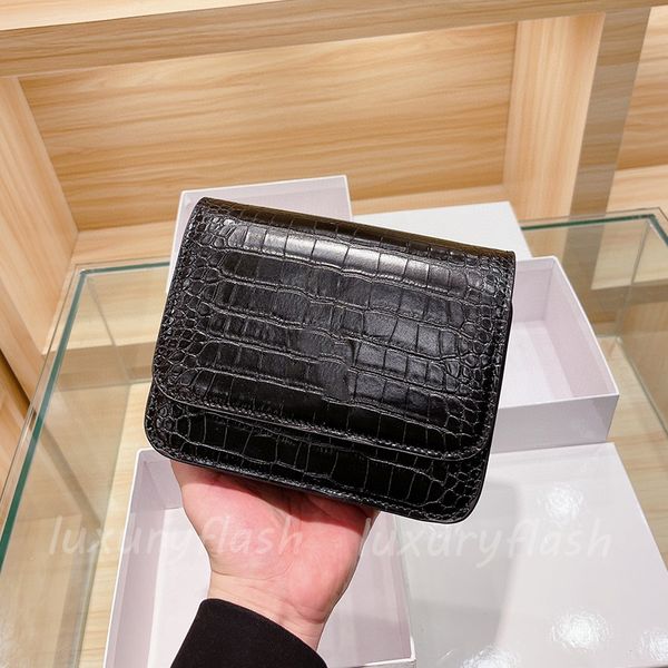 designer street fashion women luxurys crossbody bags shoulder messenger bag retro flip cover crocodile leather letters female party handbag
designer street fashion women luxurys crossbody bags shoulder messenger bag retro flip cover crocodile leather letters female party handbag