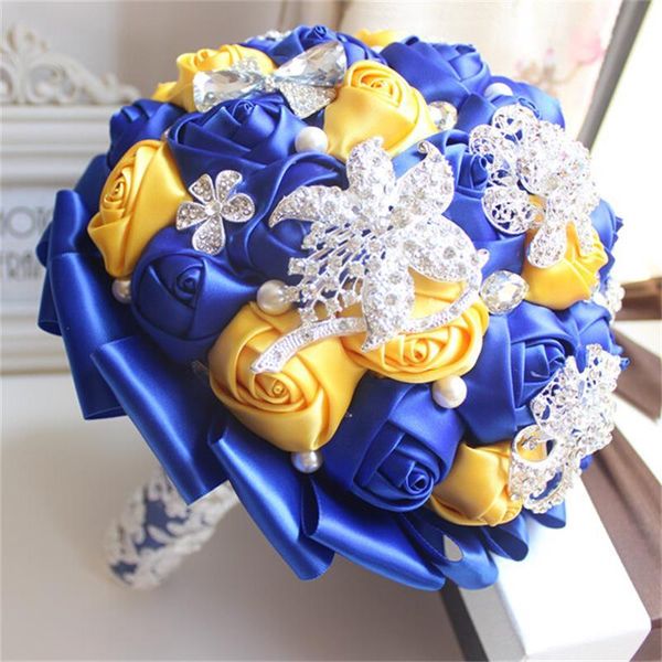 bride bouquet alloy jewelry silk flowers sliver brooch rhinestone pearls wedding bouquet wedding flowers party decoration qq
bride bouquet alloy jewelry silk flowers sliver brooch rhinestone pearls wedding bouquet wedding flowers party decoration qq