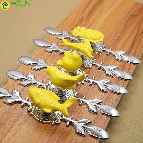 new arrival cartoon animal ceramic handle, knob for kids room cabinet/dresser multi-design
new arrival cartoon animal ceramic handle, knob for kids room cabinet/dresser multi-design