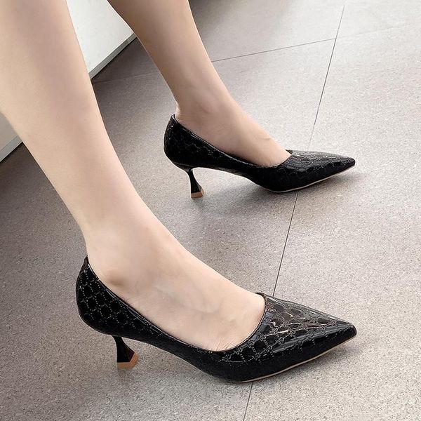 dress shoes 2021 retro stone pattern women pumps fashion patent leather party pointed toe shallow women's high heels, Black
dress shoes 2021 retro stone pattern women pumps fashion patent leather party pointed toe shallow women's high heels, Black