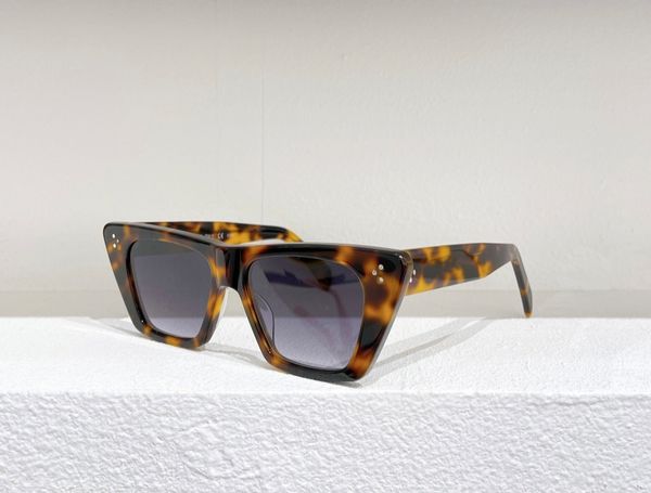 cat eye sunglasses havana/grey gradient tortoiseshell glasses women fashion sun shades uv protection eye wear with box, White;black
cat eye sunglasses havana/grey gradient tortoiseshell glasses women fashion sun shades uv protection eye wear with box, White;black