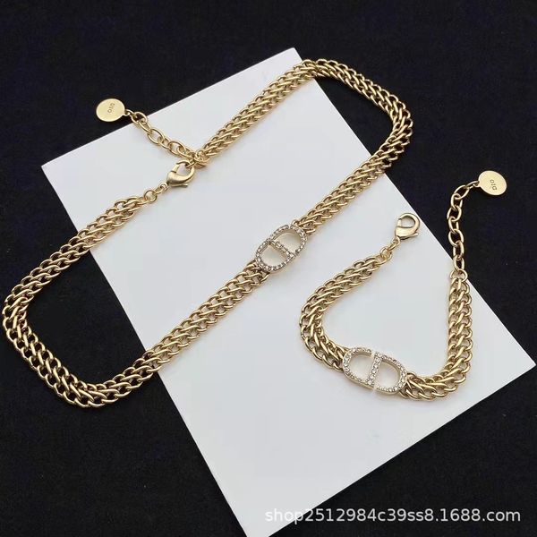 designer jewelry family montaigneo set metal letter double layer necklace female clavicle chain, Silver
designer jewelry family montaigneo set metal letter double layer necklace female clavicle chain, Silver