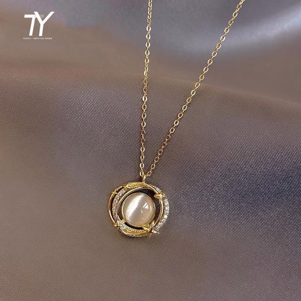 chokers 2021 classic whirlpool opal pendant necklace for woman korean fashion jewelry girl's clavicle chain short neck, Golden;silver
chokers 2021 classic whirlpool opal pendant necklace for woman korean fashion jewelry girl's clavicle chain short neck, Golden;silver