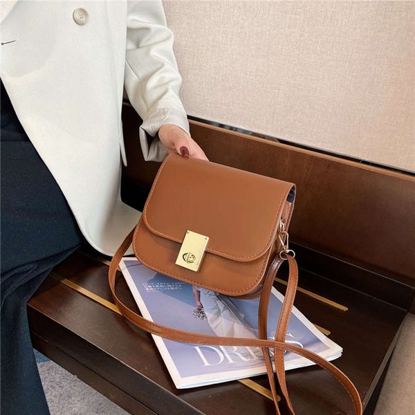 hbp small single shoulder 2021 new fashion messenger women's korean temperament leisure bag
hbp small single shoulder 2021 new fashion messenger women's korean temperament leisure bag